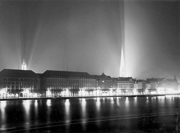 Андреас Фейнингер (Andreas Feininger) один из лучших фотографов ХХ века